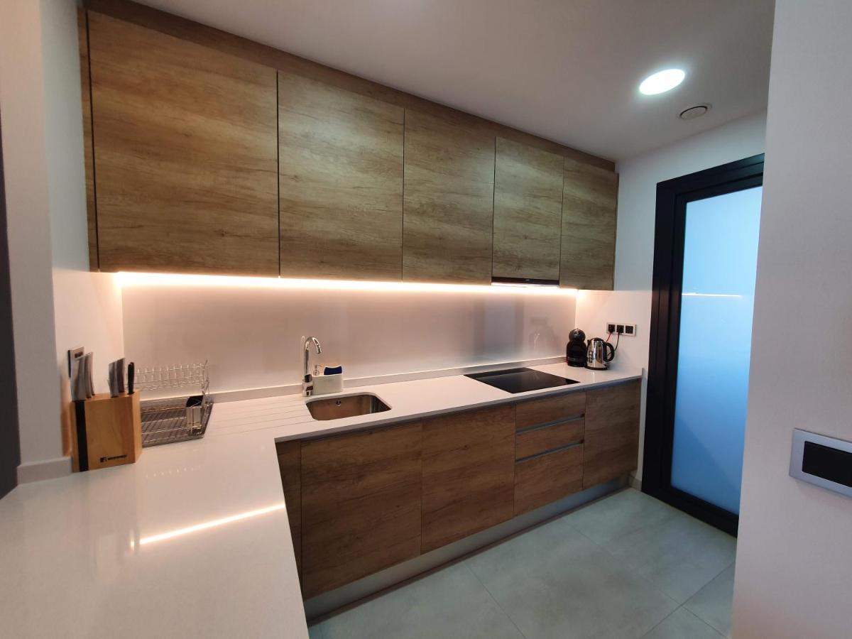 Sunset Waves Vistas Al Mar Apartment Benidorm Luaran gambar